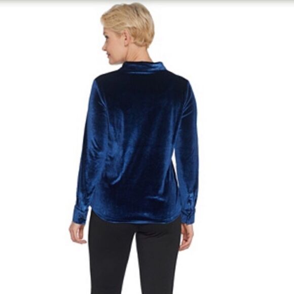 BROOKE SHIELDS Timeless Knit Velvet Button Front Long Sleeve Blue Top/blouse - Picture 2 of 8